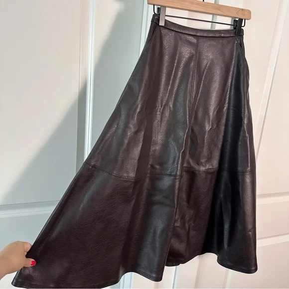 H&M Edition (2) Chocolate Brown Coated Leather Look Skirt- A Line Midi Length - Picture 5 of 9